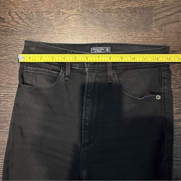 Abercrombie & Fitch Ultra High-Rise Super Skinny Ankle Ripped Black Jeans Size 2 - Picture 5 of 8